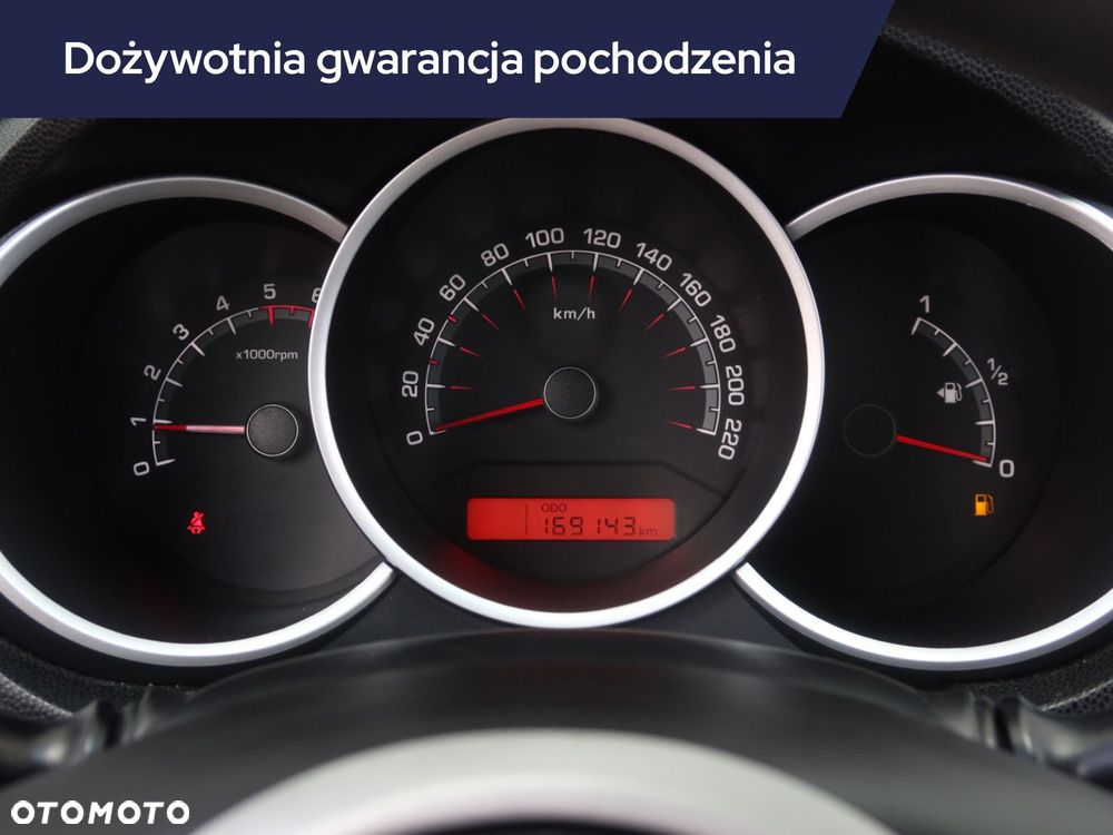 Kia Venga - 13