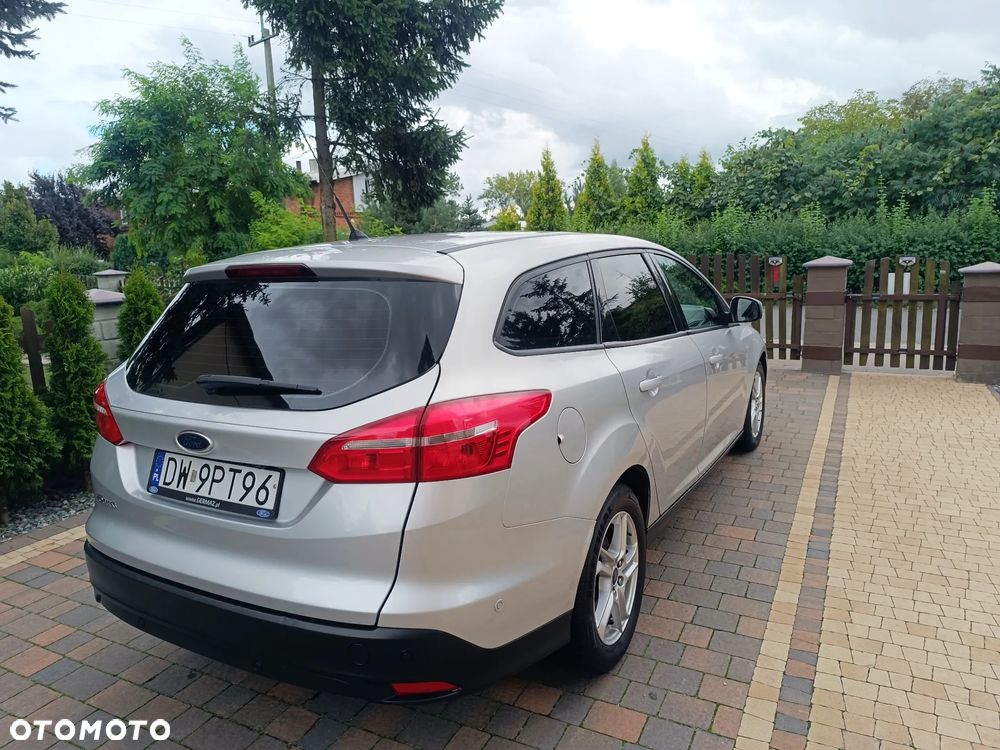 Ford Focus 1.5 TDCi Platinium X PowerShift - 7
