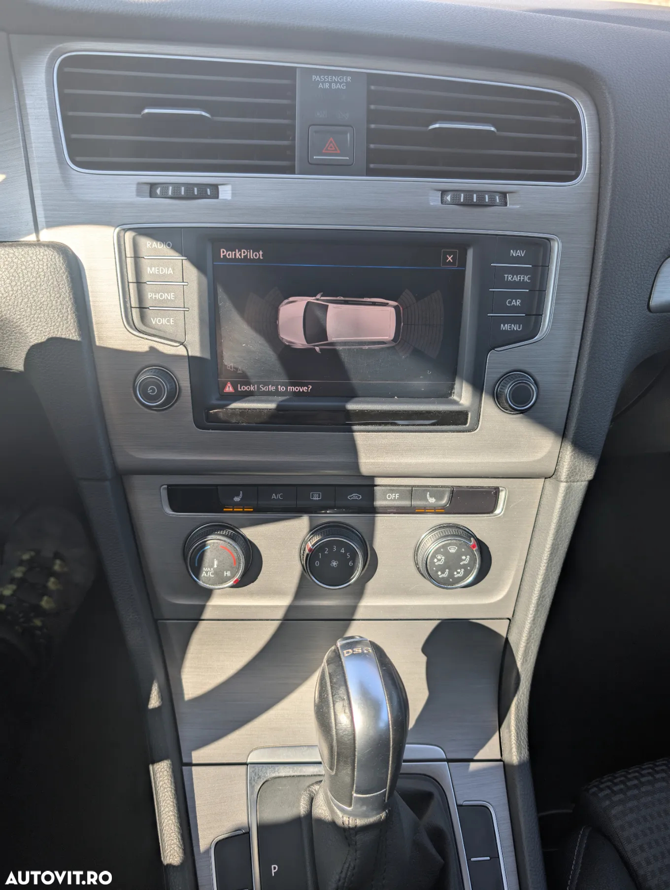 Volkswagen Golf 2.0 TDI (BlueMotion Technology) DSG Comfortline - 7