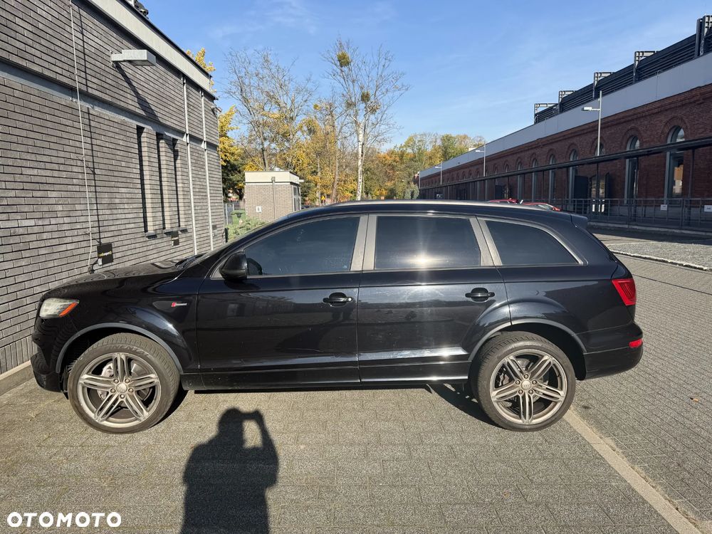 Audi Q7 3.0 TFSI Quattro Tiptr - 5