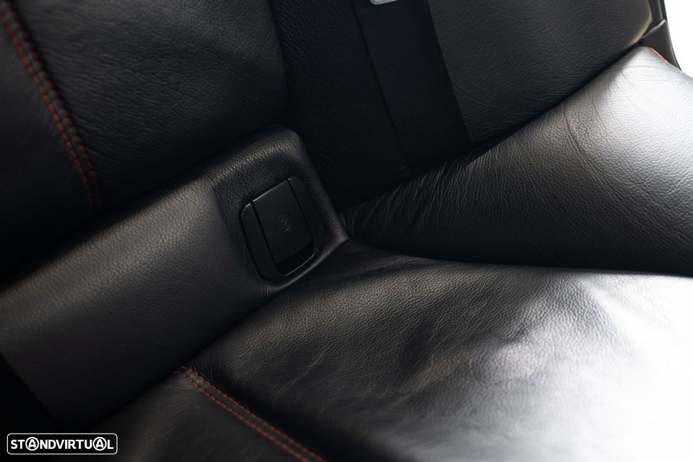 BMW 320 d Auto Line Sport - 17