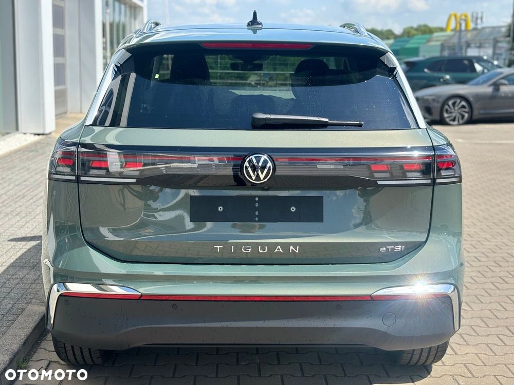 Volkswagen Tiguan - 7