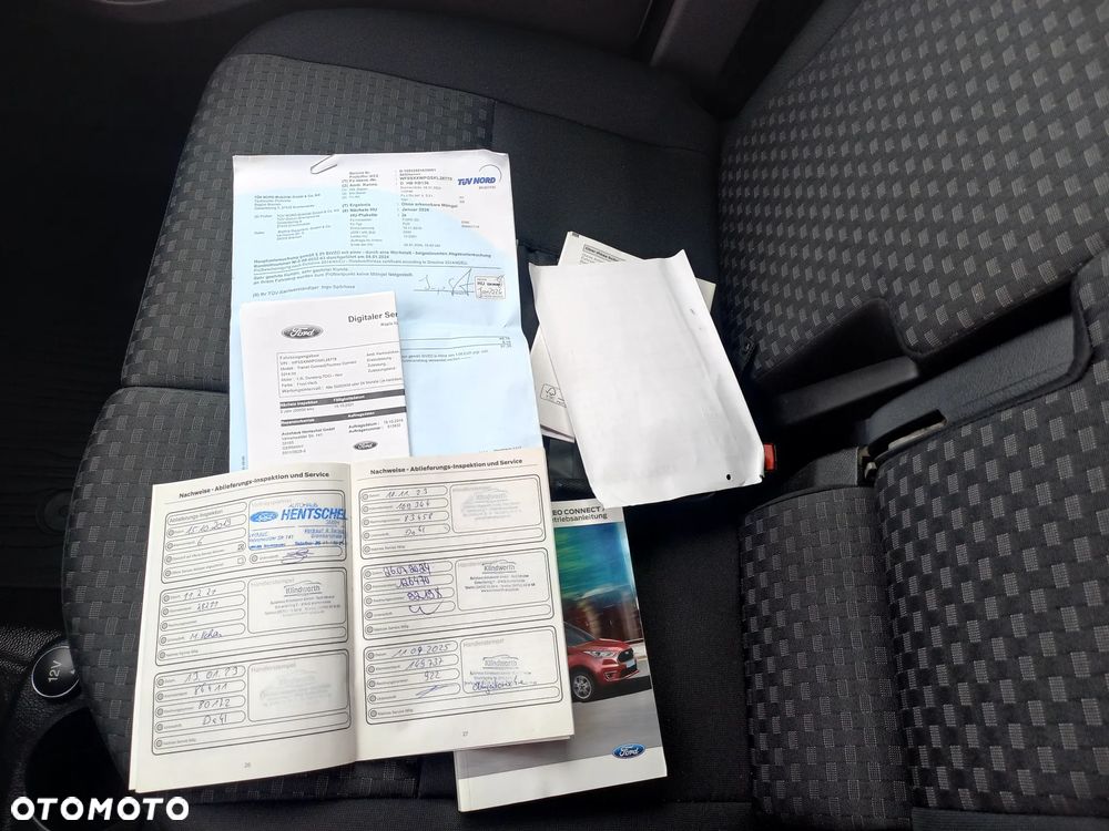 Ford Transit Connect - 24