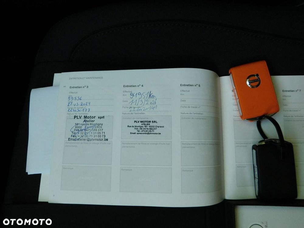 Volvo XC 40 - 22