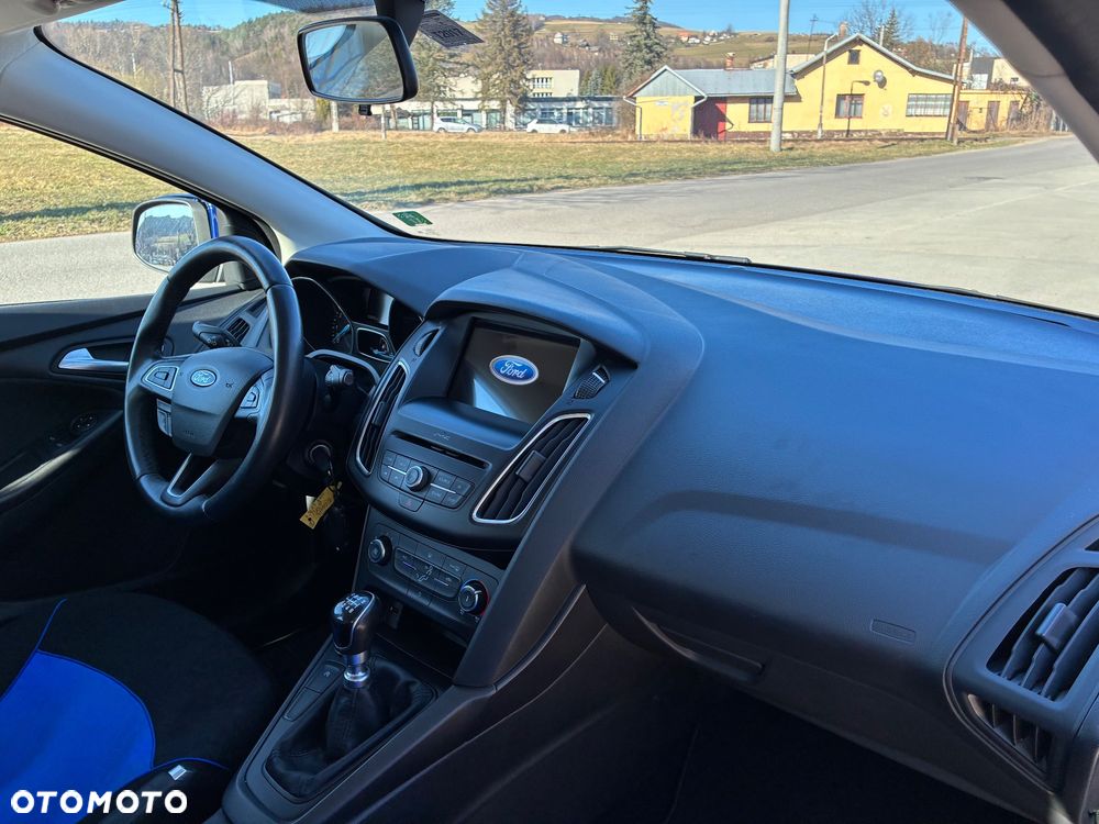 Ford Focus - 9