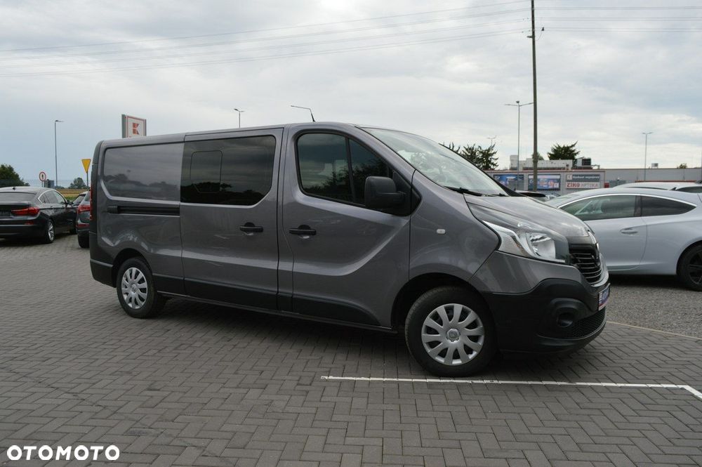 Renault Trafic - 10