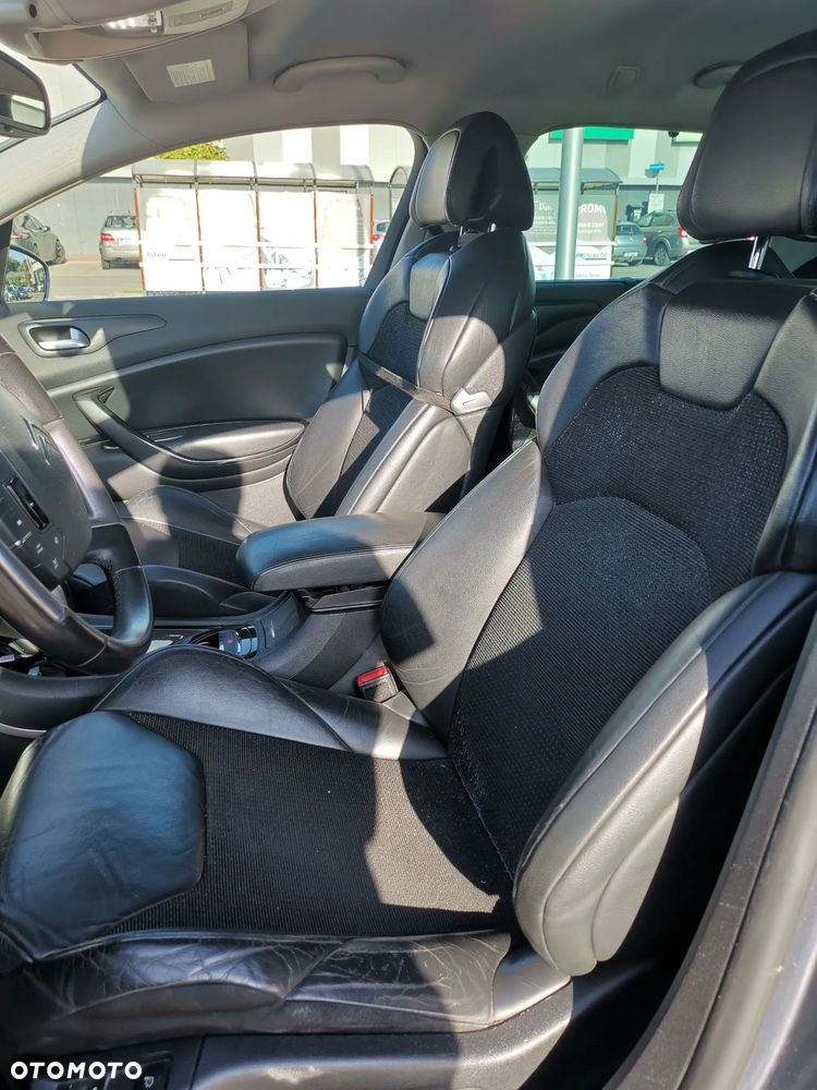 Citroën C5 2.0 HDi Exclusive - 17