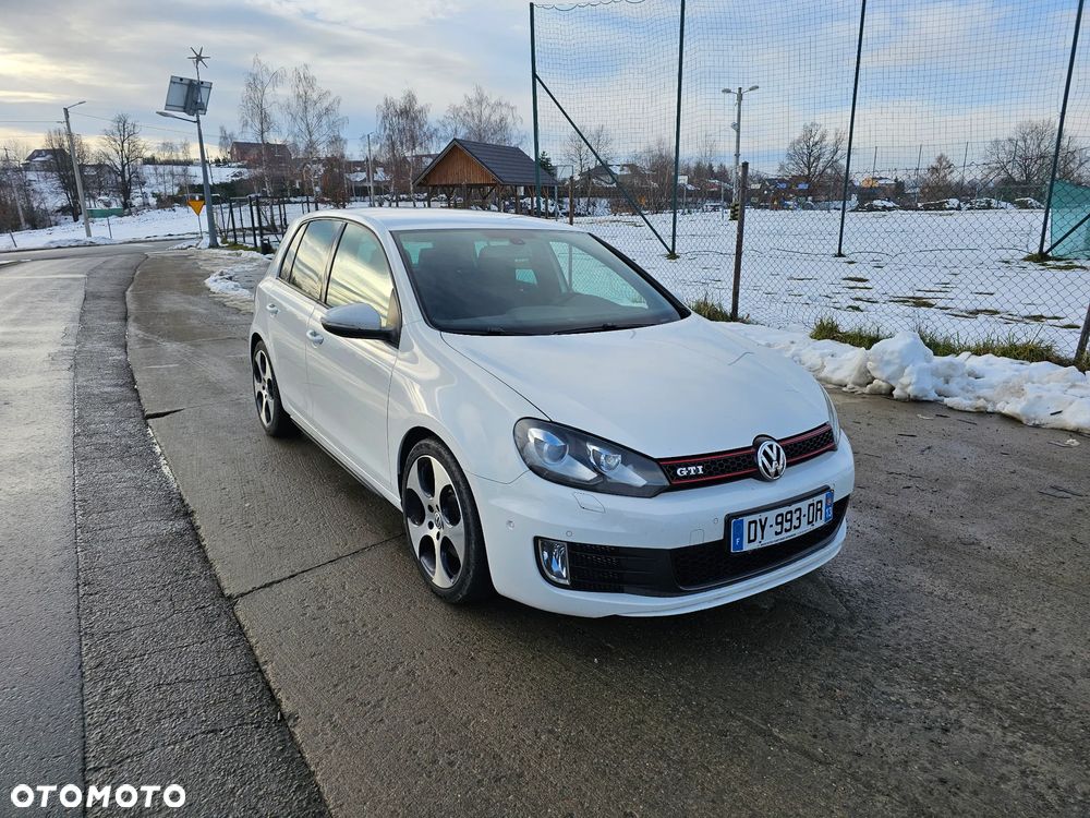 Volkswagen Golf 2.0 TSI GTI DSG - 5