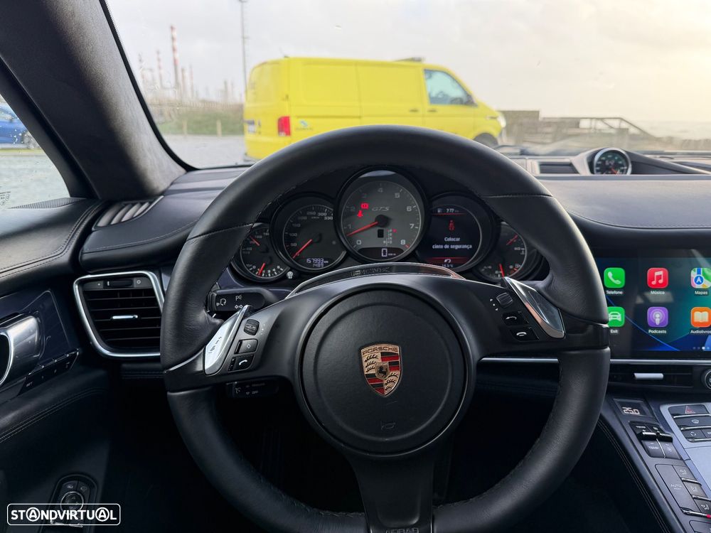 Porsche Panamera GTS PDK - 18