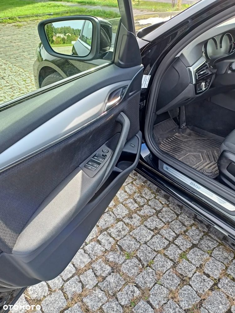 BMW Seria 5 518d - 8