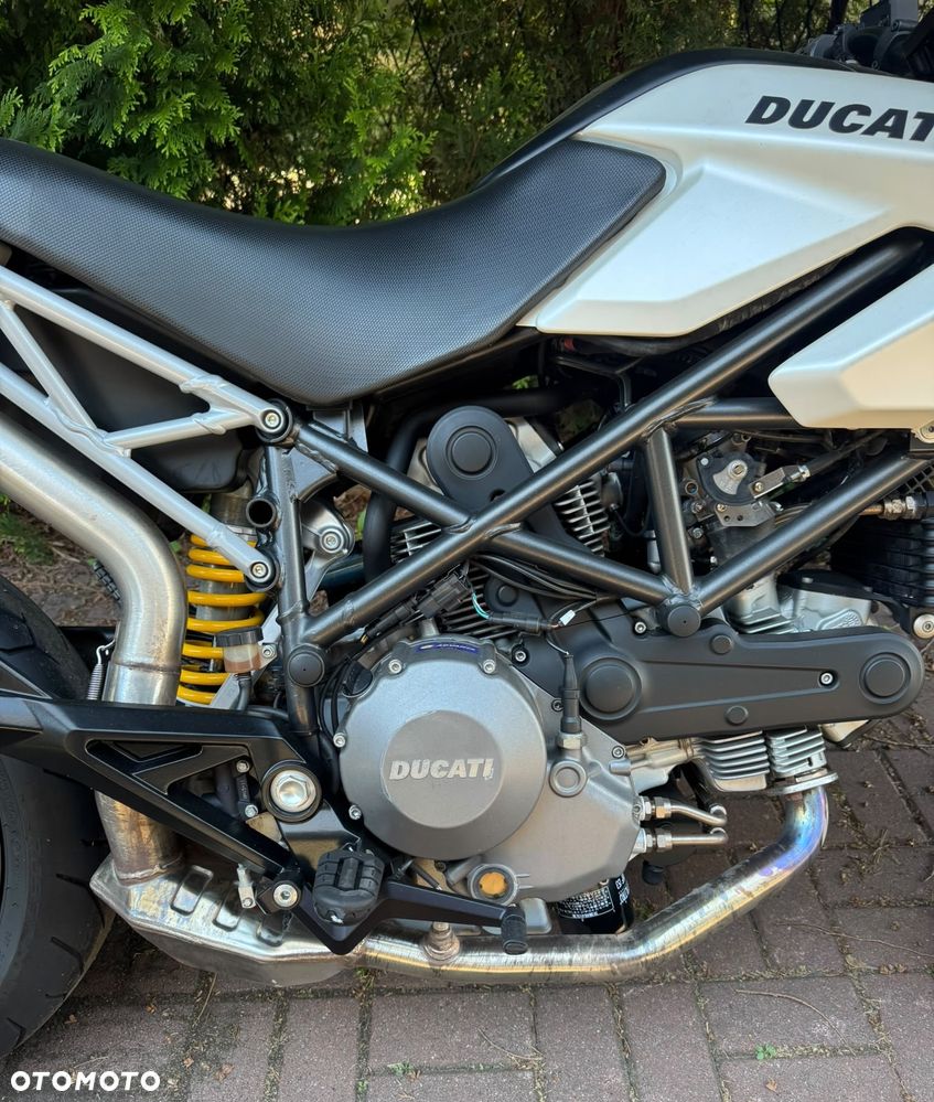 Ducati Hypermotard - 10