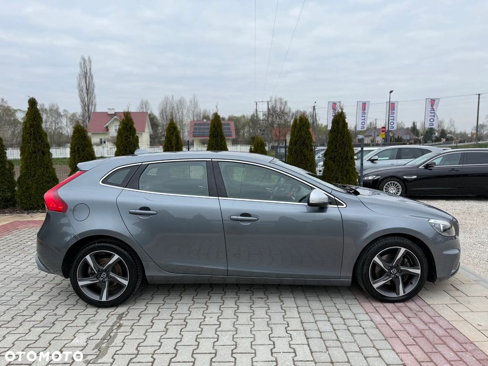 Volvo V40 D2 Momentum - 7