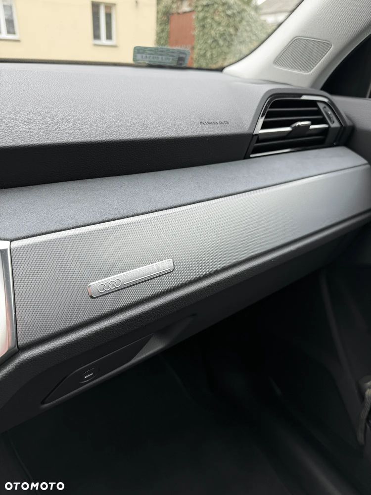 Audi Q3 Sportback - 19