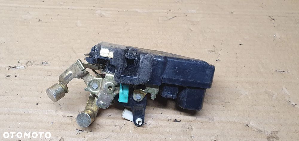 Zamek lewy przód przedni lewy Jeep Commander - 3