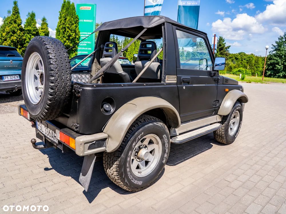 Suzuki Samurai 1.3 JX Canvas Top - 3