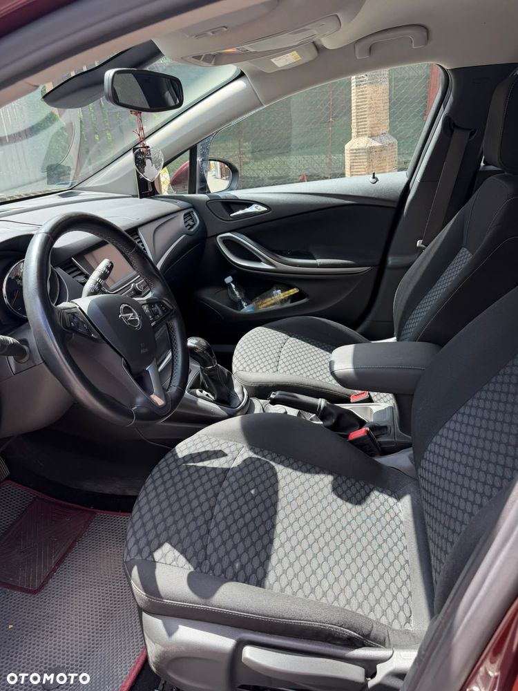 Opel Astra 1.4 T Dynamic - 9
