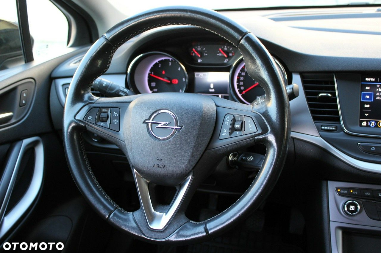 Opel Astra - 14
