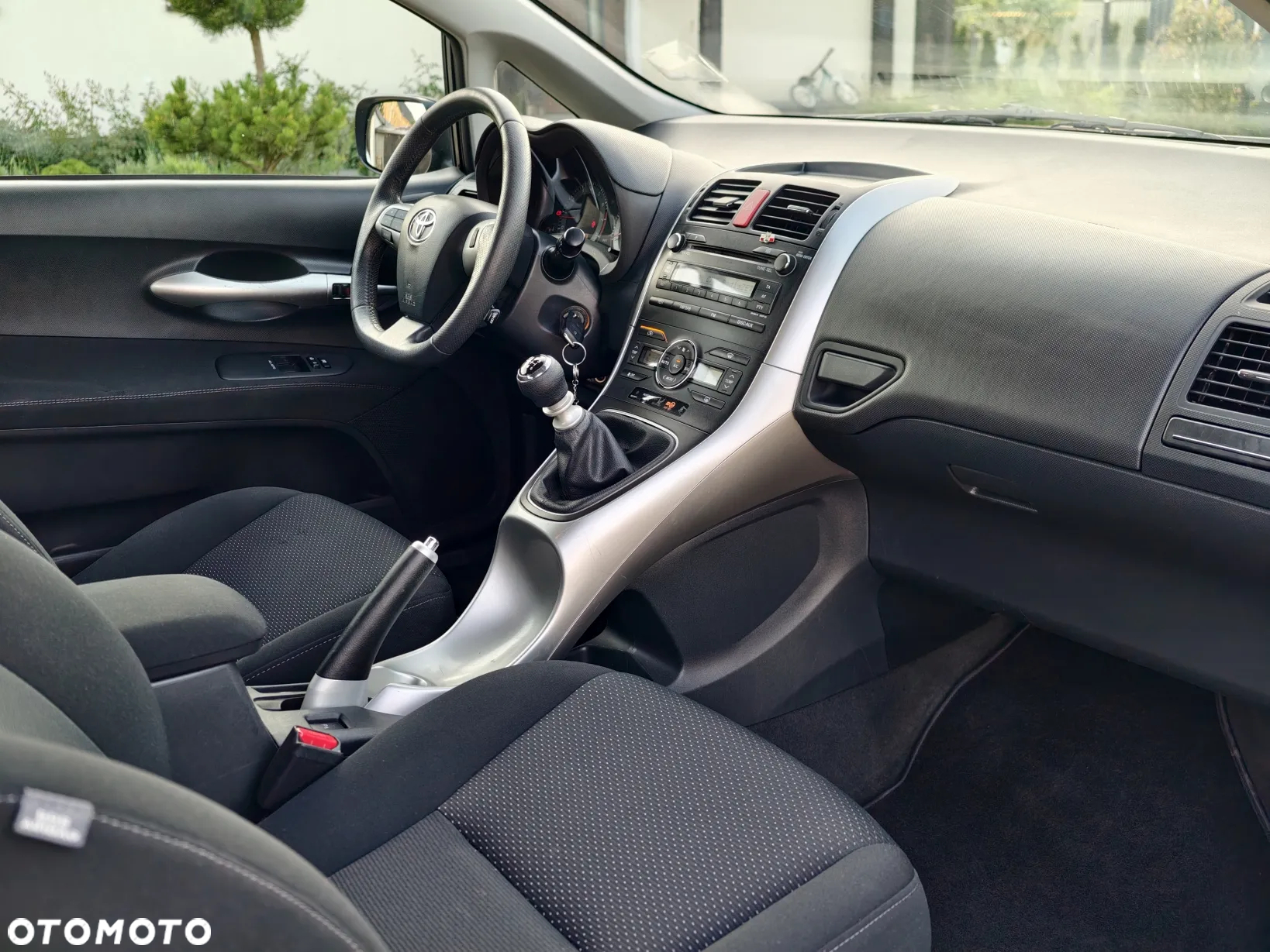 Toyota Auris 1.6 Premium - 10