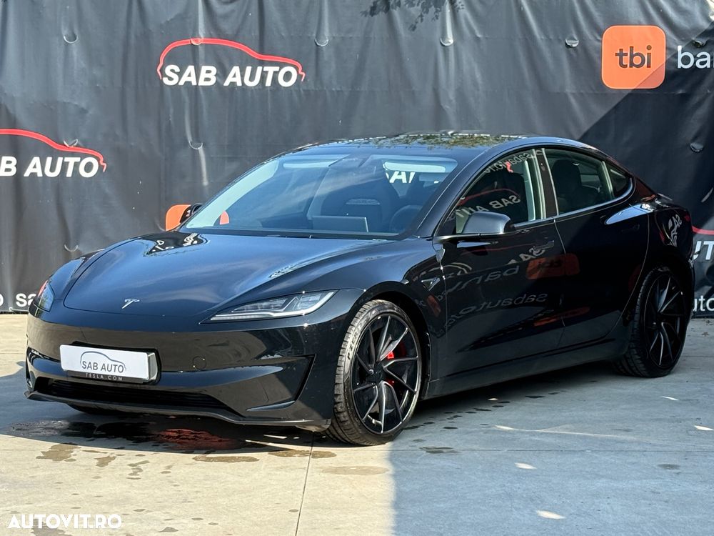 Tesla Model 3 Langstreckenbatterie Allradantrieb Dual Motor Performance - 1