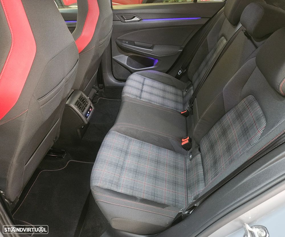 VW Golf 2.0 TSI GTI DSG Performance - 40