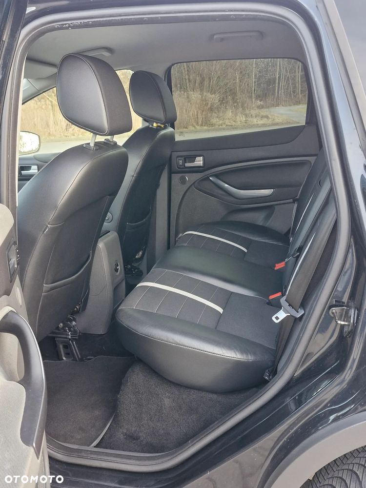 Ford Kuga 2.0 TDCi 4x4 Titanium - 16