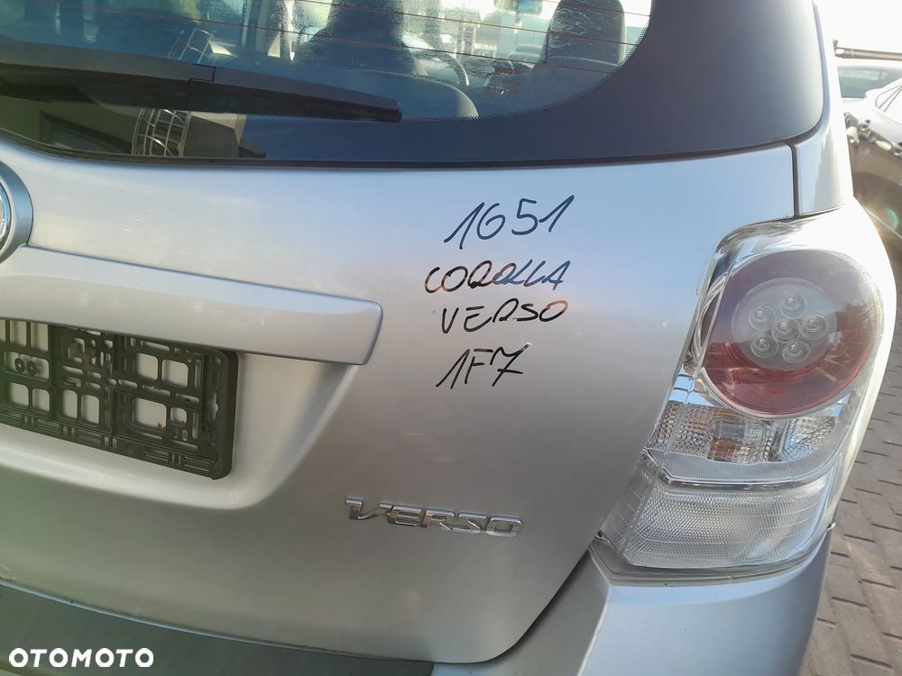 TOYOTA VERSO II 2009R KLAPA BAGAŻNIKA TYLNA TYŁ KOLOR: 1F7 - 6