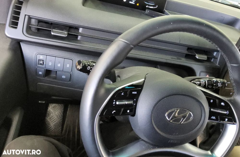 Hyundai Staria 2.2 CRDi Allrad Trend - 12