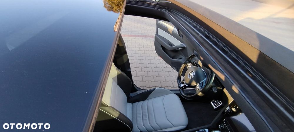 Volkswagen Arteon 2.0 TSI 4Motion R-Line DSG - 19