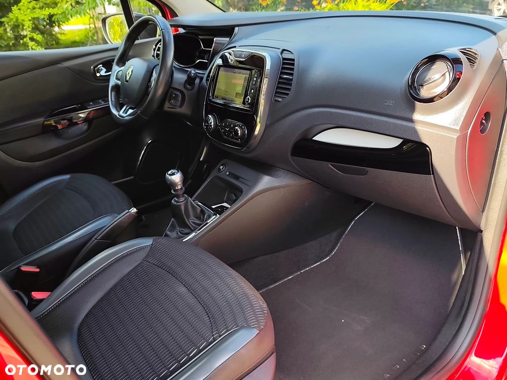 Renault Captur ENERGY TCe 120 Intens - 28