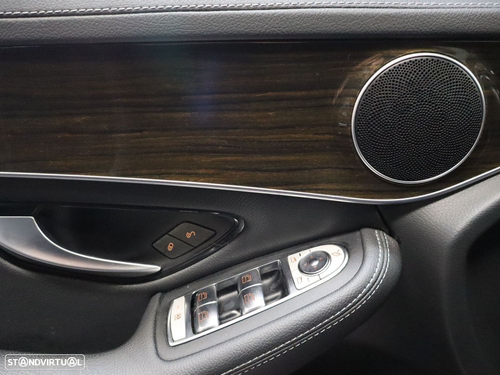 Mercedes-Benz GLC 300 de 4Matic - 19