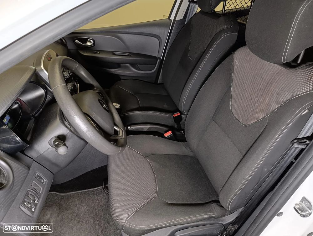 Renault Clio 1.5 DCI VAN - 11