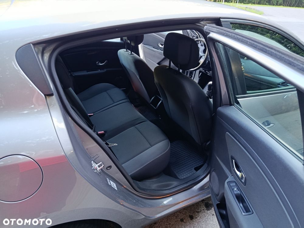 Renault Megane - 7