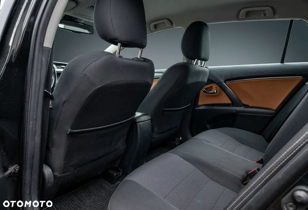 Toyota Avensis 1.8 Prestige - 7