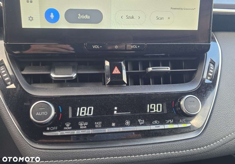 Toyota Corolla - 16