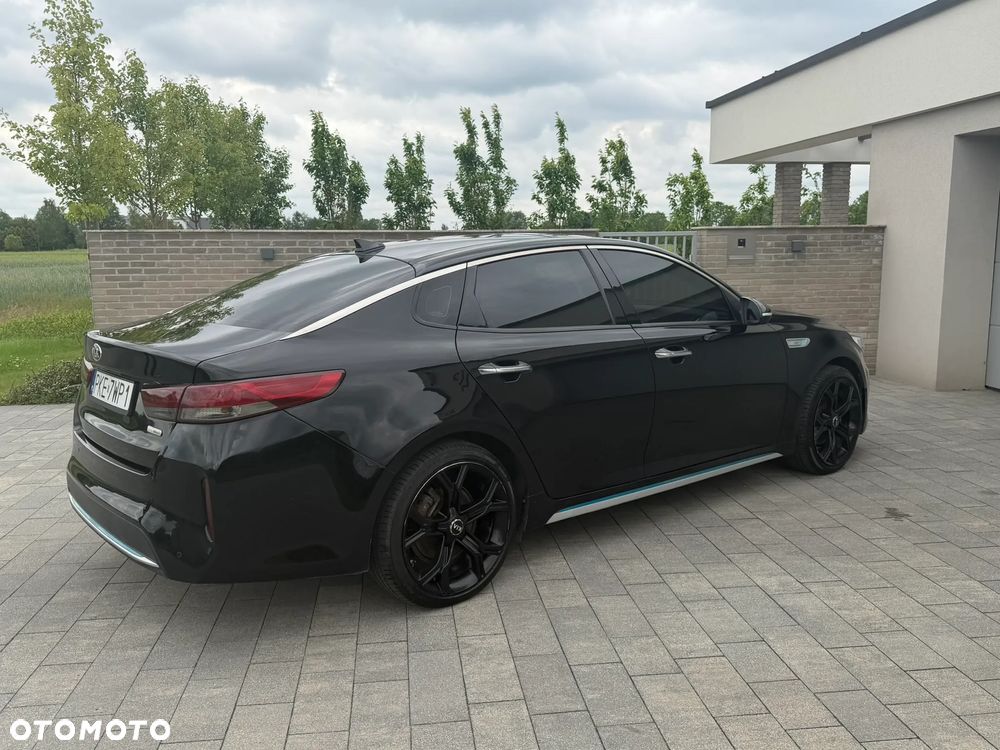 Kia Optima - 14