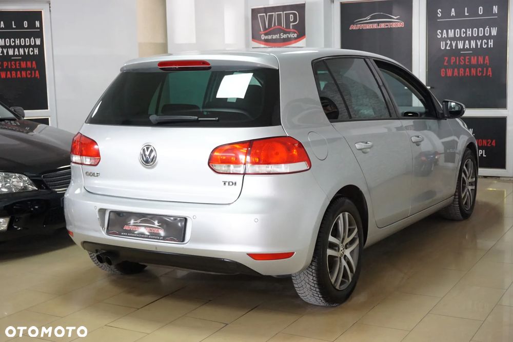 Volkswagen Golf 2.0 TDI DPF DSG Comfortline - 4