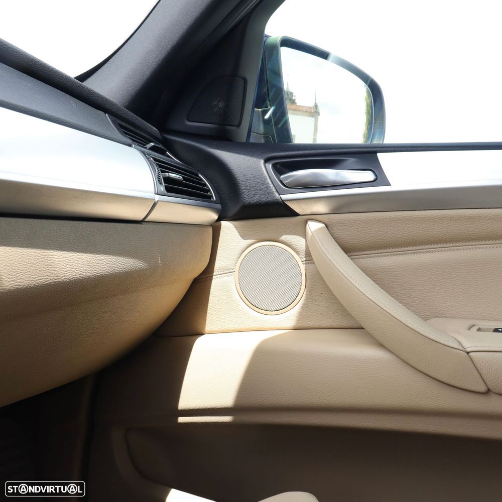 BMW X6 xDrive40d - 21