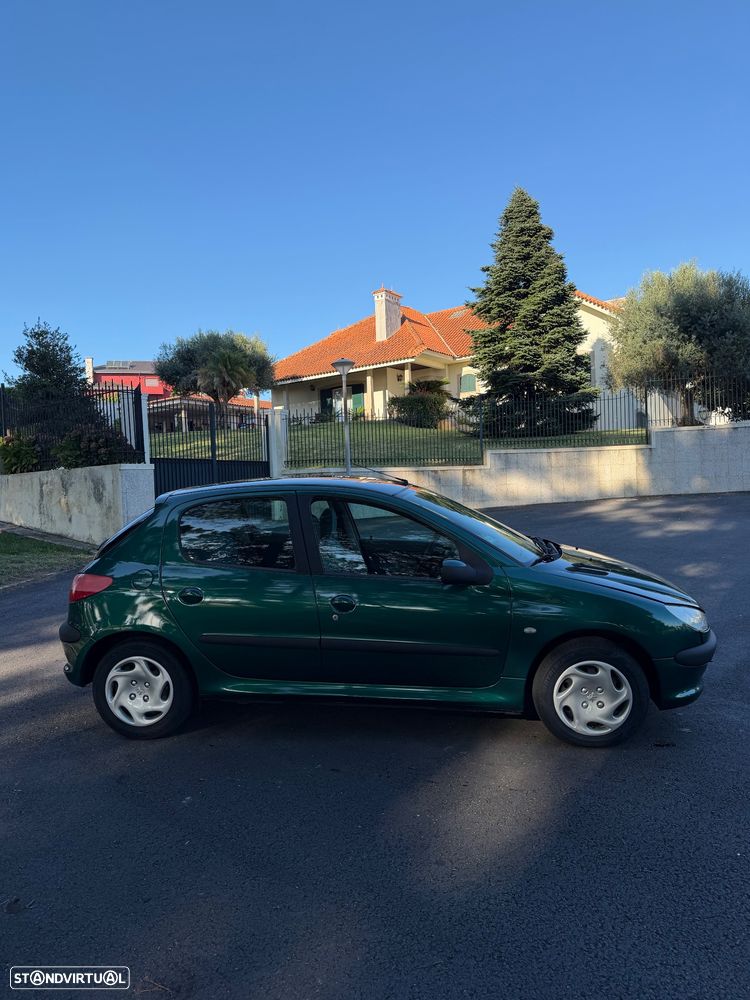 Peugeot 206 1.1 XR Présence - 3
