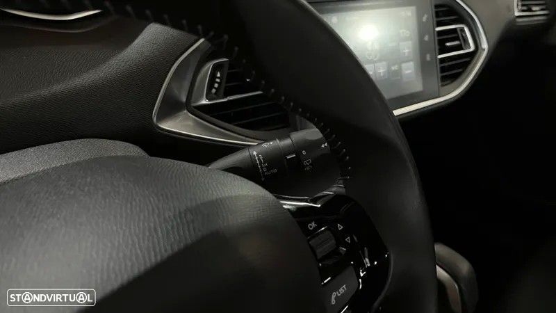 Peugeot 308 1.6 BlueHDi Allure EAT6 - 4