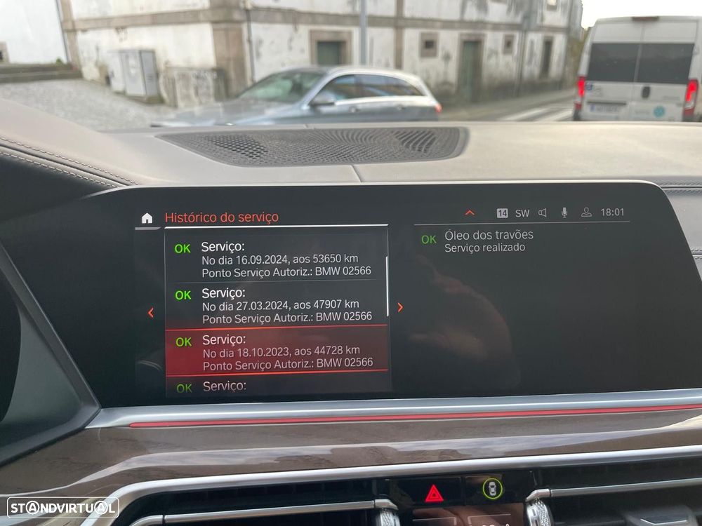 BMW X5 30 d xDrive Pack M - 24