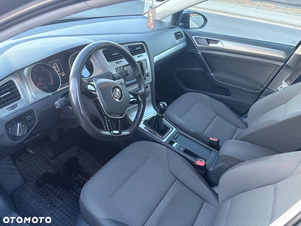 Volkswagen Golf 1.6 TDI BlueMot Comfortline - 10