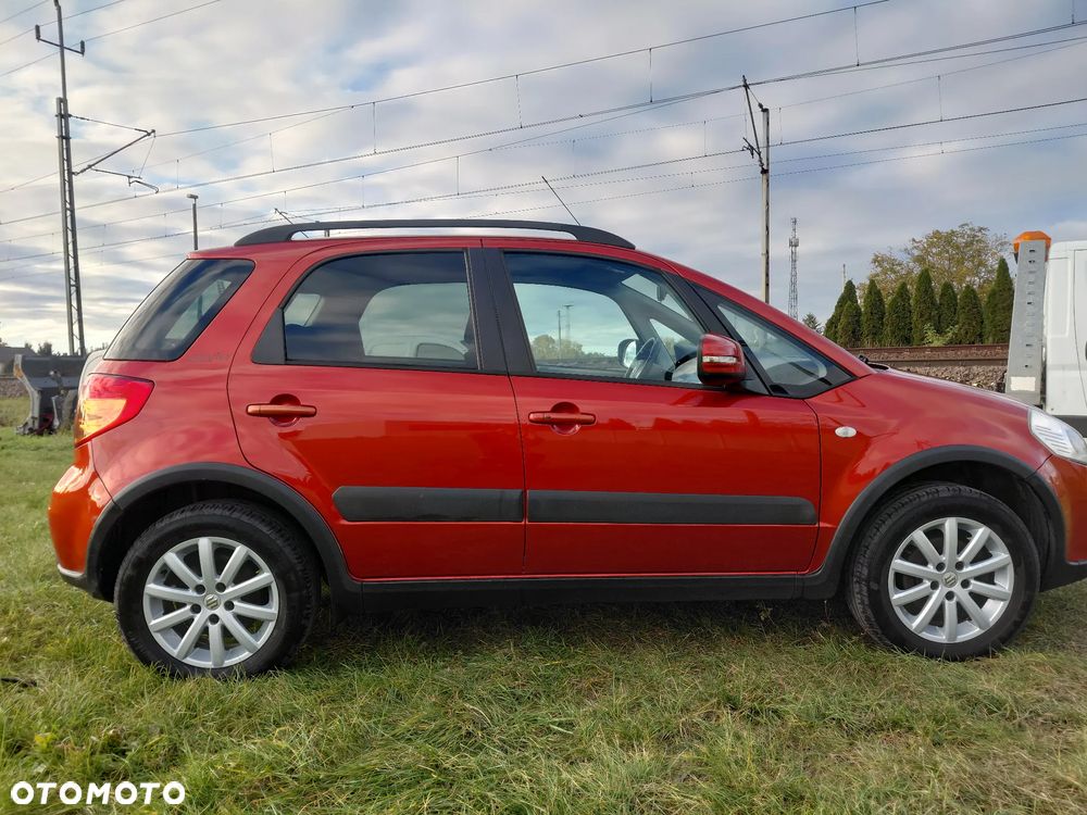 Suzuki SX4 1.6 VVT 4x4 Style - 7