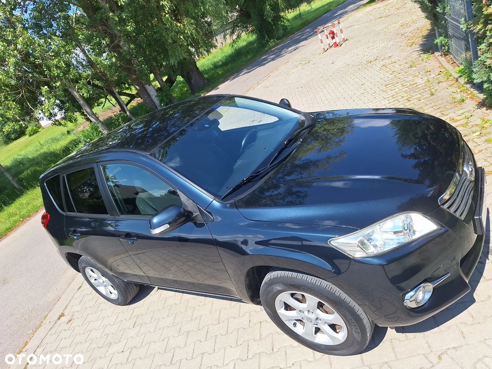 Toyota RAV4 - 11