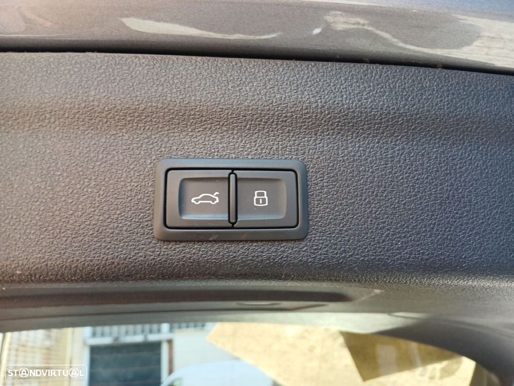 Audi A6 Avant 40 TDI Sport S tronic - 25