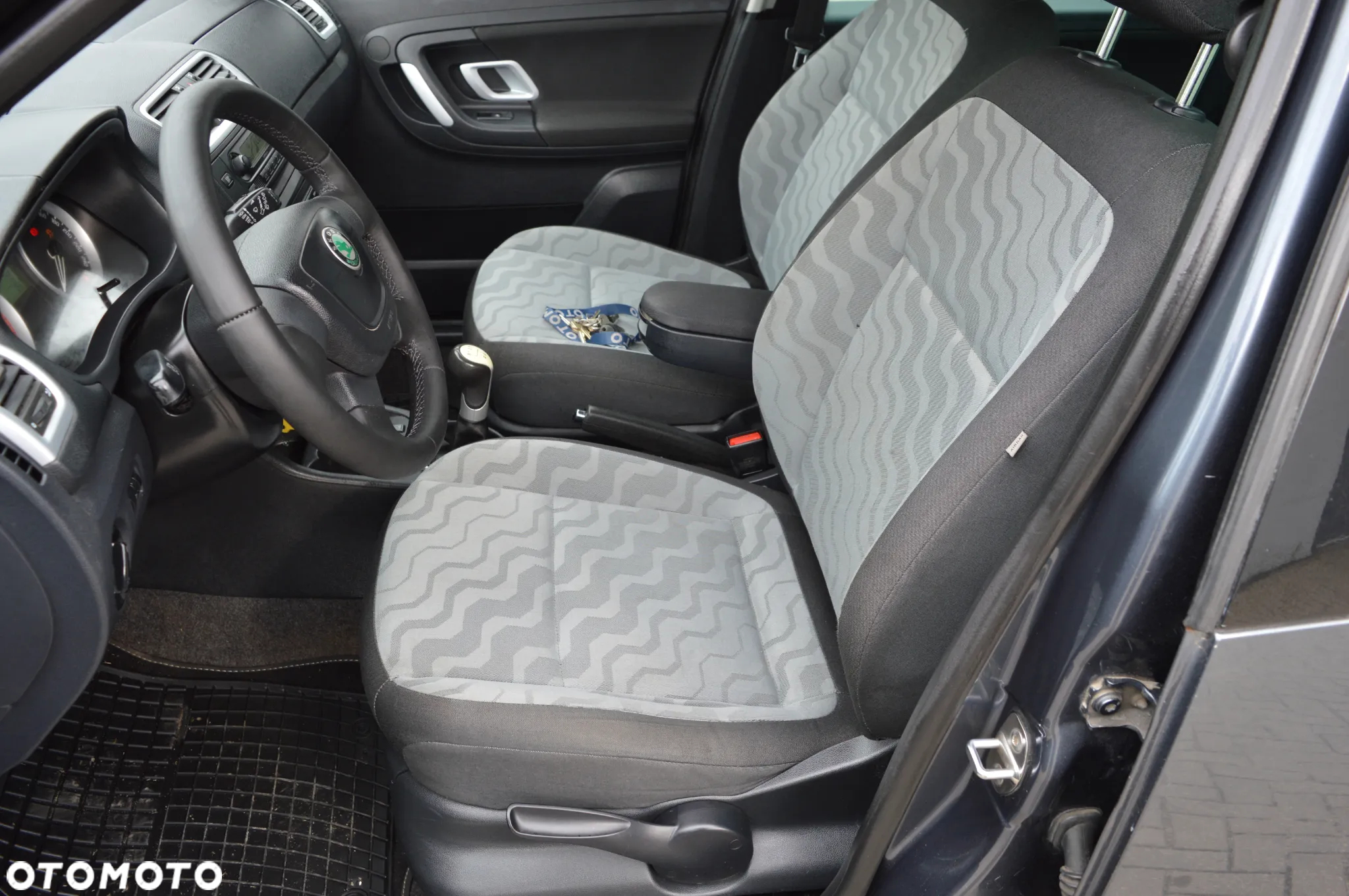 Skoda Roomster 1.4 16V Comfort PLUS EDITION - 17