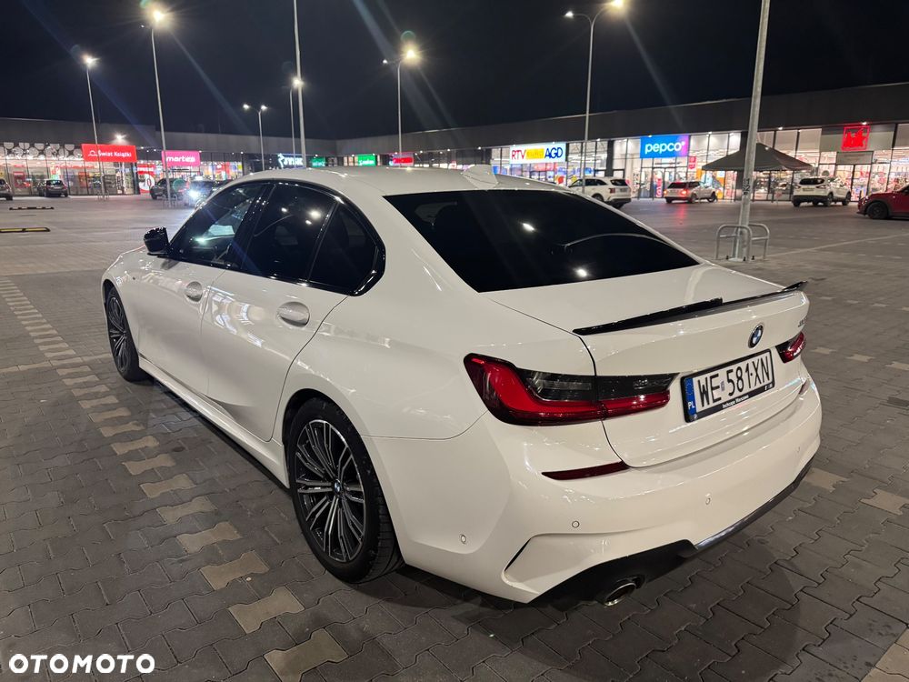 BMW Seria 3 330i M Sport sport - 6
