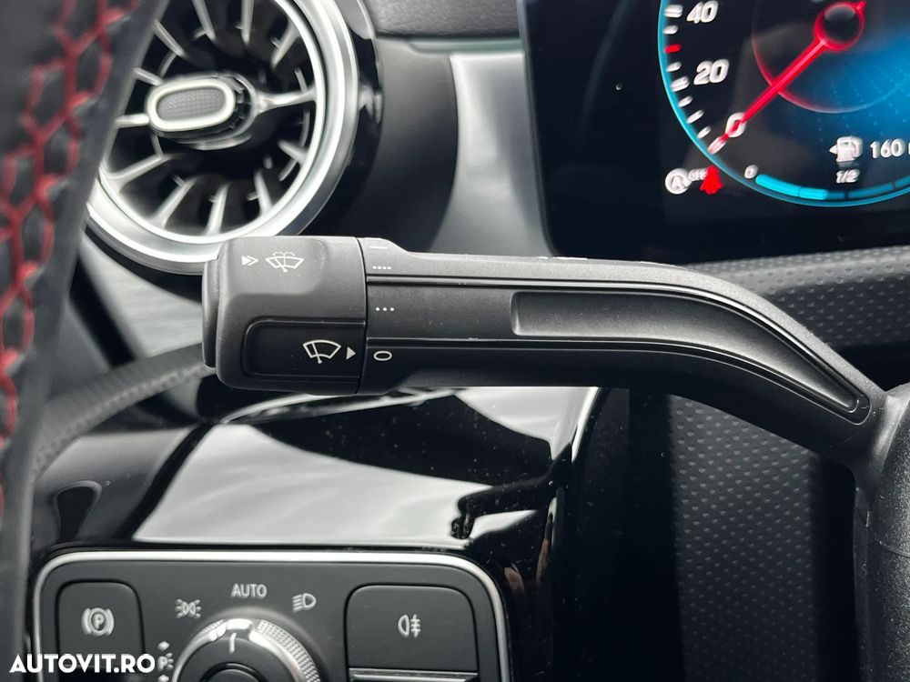 Mercedes-Benz CLA 35 AMG - 18