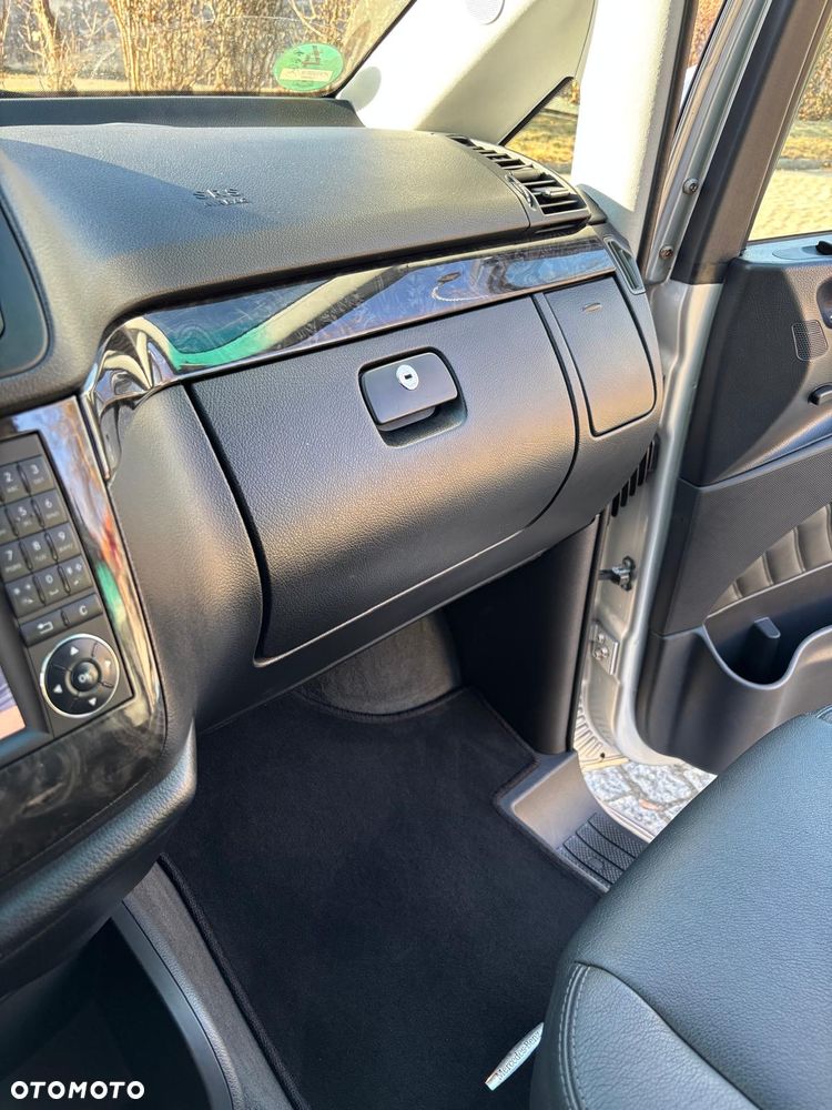 Mercedes-Benz Viano 3.0 CDI Ambiente (d³ugi) - 22