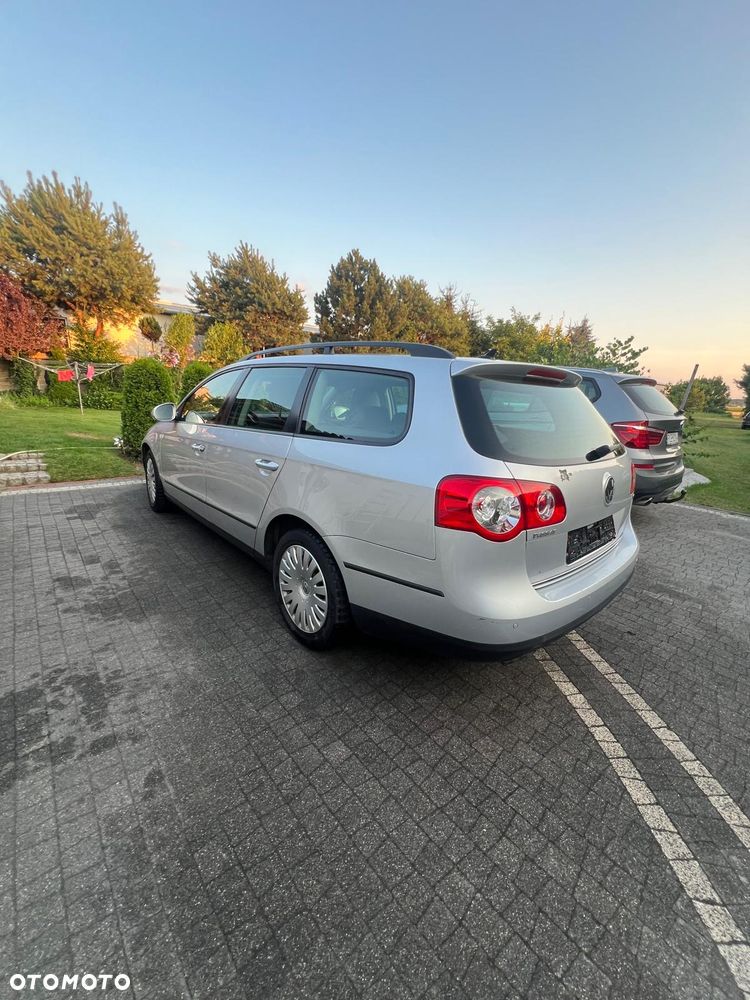 Volkswagen Passat 2.0 TDI DPF Comfortline - 4