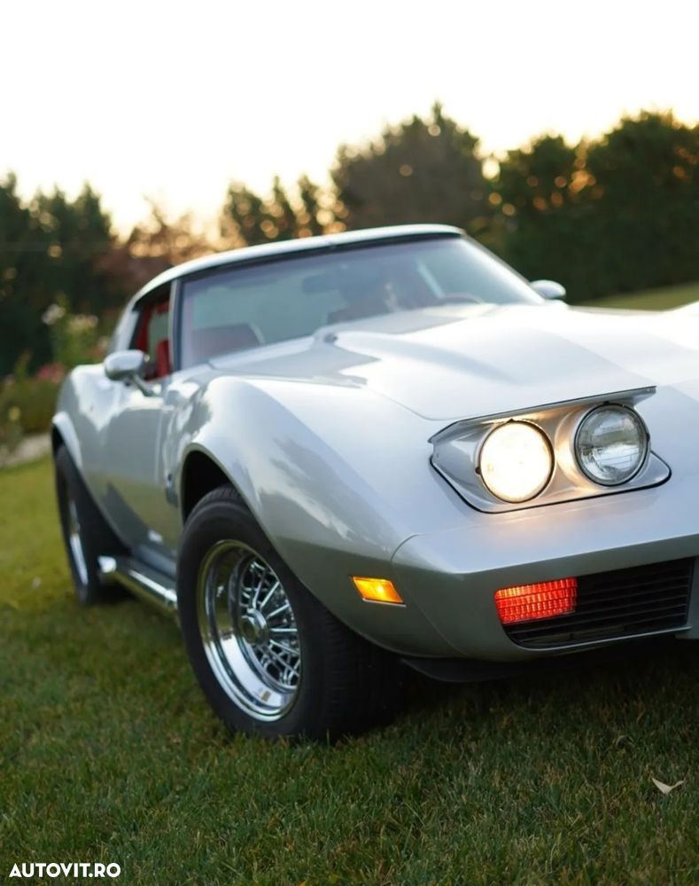 Chevrolet Corvette - 7